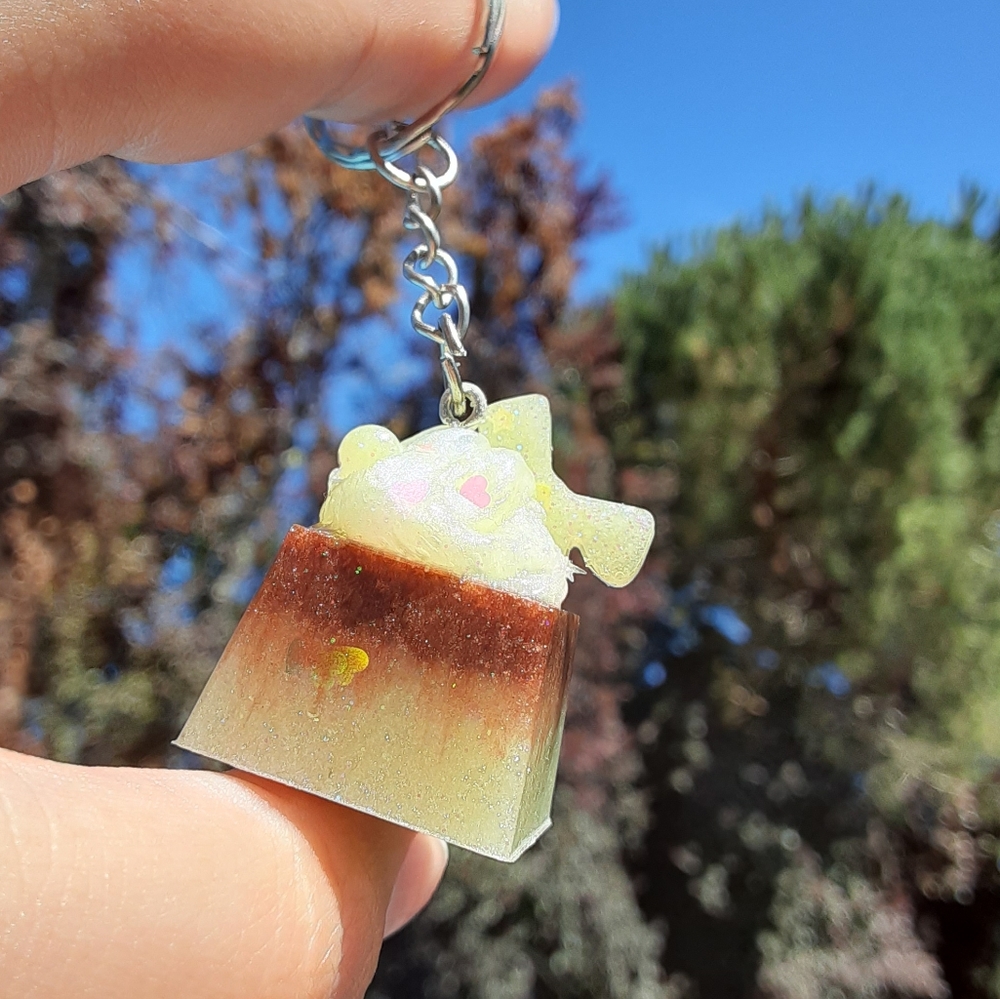 Dessert resin keychain